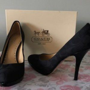 Coach 'Caya' Classic Black Pump Size 6.5
